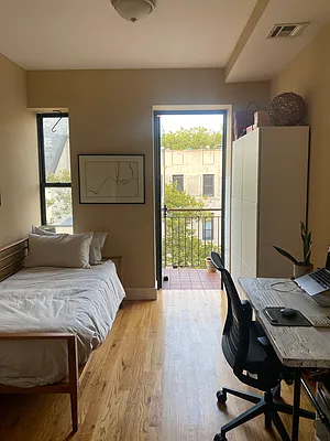 Rented by RENTBK LLC | media 15