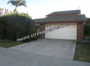 6512 Starshine Dr, Huntington Beach, CA 92647