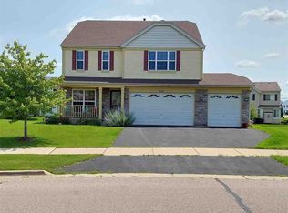 3040 Braeburn Way, Woodstock, IL 60098