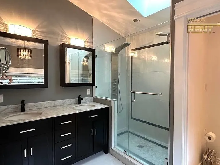 2136 Westview Dr — Photo 15
