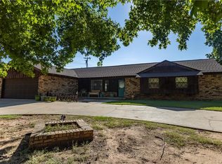 1300 N Terrace Dr, Weatherford, OK 73096