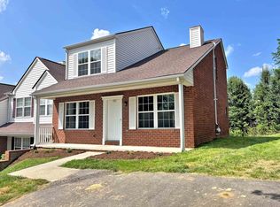 220 Willow Oak Dr, Christiansburg, VA 24073