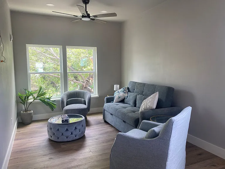 1823 Burnet St #2 — Photo 9
