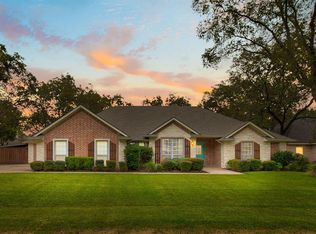 9222 Hanging Moss Dr, Granbury, TX 76049