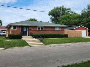 1033 S Oak St, West Chicago, IL 60185