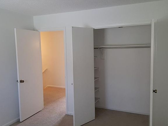 4th image of 5739A Bramblegate Dr