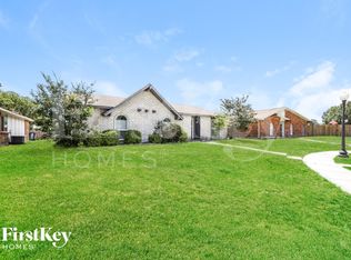 8910 Miami Dr, Rowlett, TX 75088