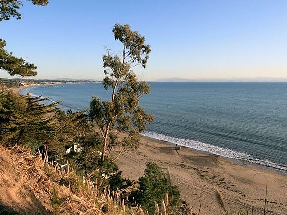 Potbelly beach overlook