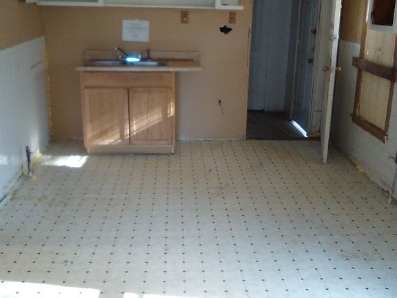 2nd image of 1843 N 28th St