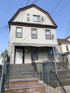 29-25 Humphreys St, East Elmhurst, NY, 11369