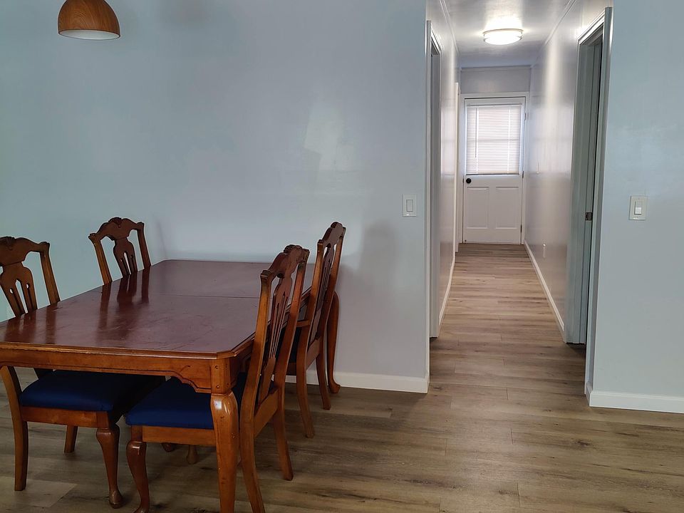 Hallway to bedrooms and bathrooms