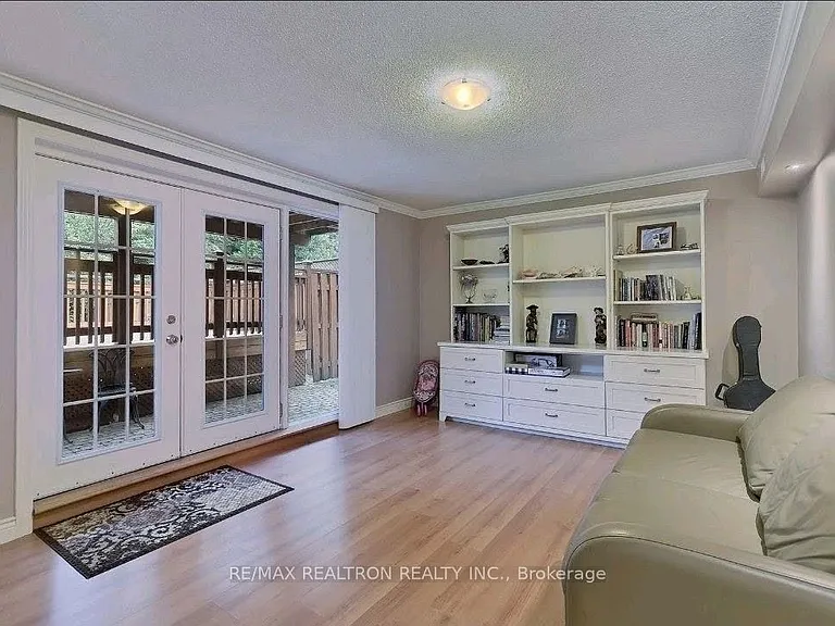 20 Satchell Blvd #BSMNT — Photo 2