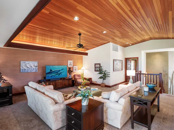 68-1025 N Kaniku Dr APT 305, Kamuela, HI 96743