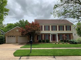 12822 Westledge Ln, Saint Louis, MO 63131