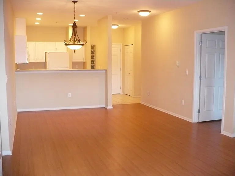 Milano Apartment and Town Homes — Photo 36