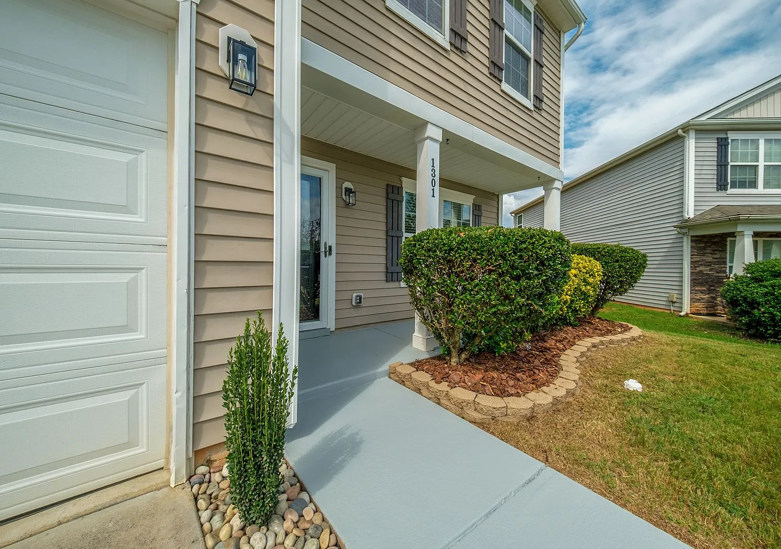 Spacious 4BR Home on Quiet Cul-de-Sac in Greensboro — Photo 4