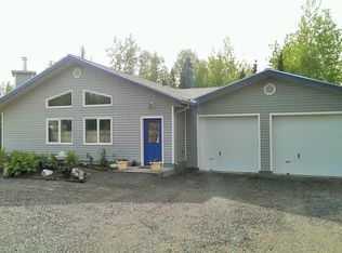 2441 Tanana Dr, North Pole, AK 99705