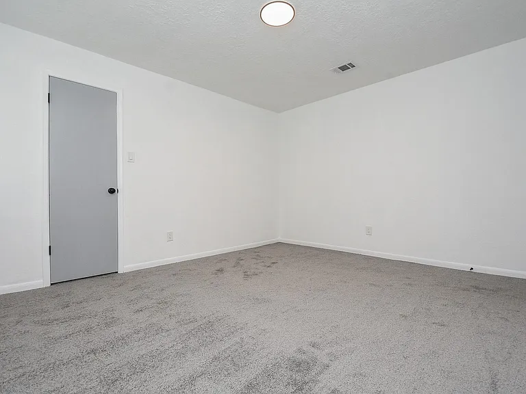 15814 Winding Moss Dr — Photo 34