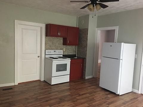 4th image of 739 Elizabeth St #1