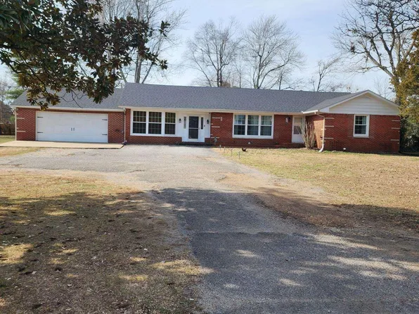 6421 Benton Rd, Paducah, KY 42003