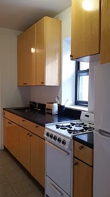 Rented by BH Realty LLC | media 52