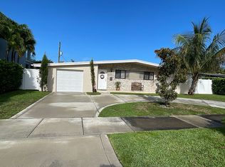 1835 SW 87th Ct, Miami, FL 33165