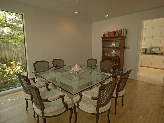 5th image of 5108 Maple Springs Blvd