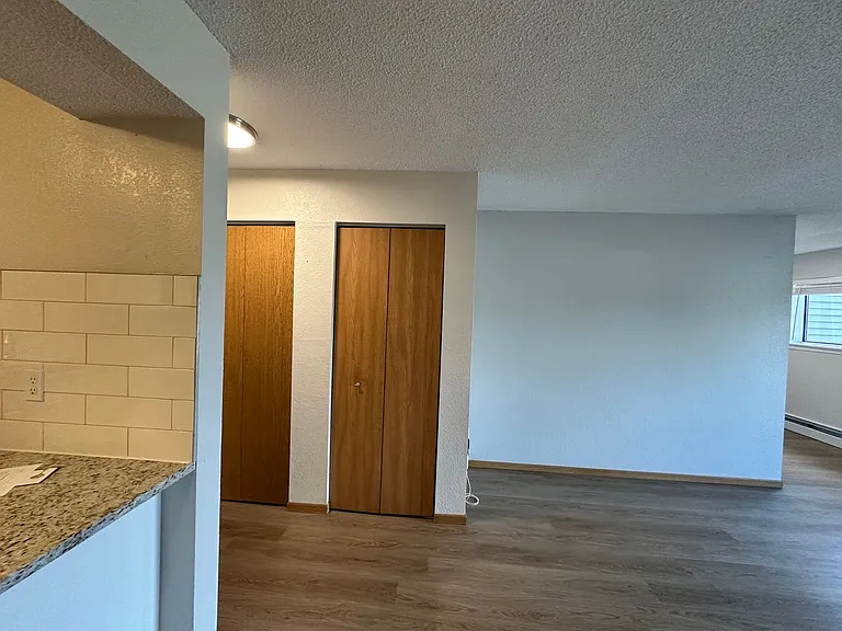 Ashwood Birchwood Apartments — Photo 42