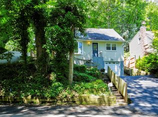 107 Norwood Ave, Northport, NY 11768