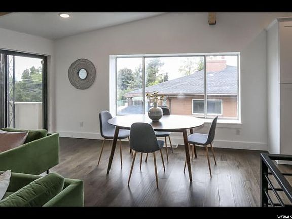 2nd image of 2474 E Blaine Ave