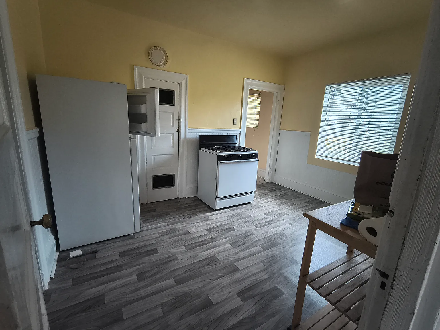 2 bed, 1200 sqft, $3,000 — Photo 4