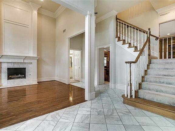 3rd image of 5904 New Haven Dr