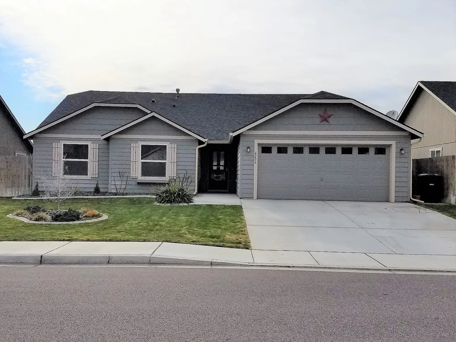 6206 Bayview Ln photo 1