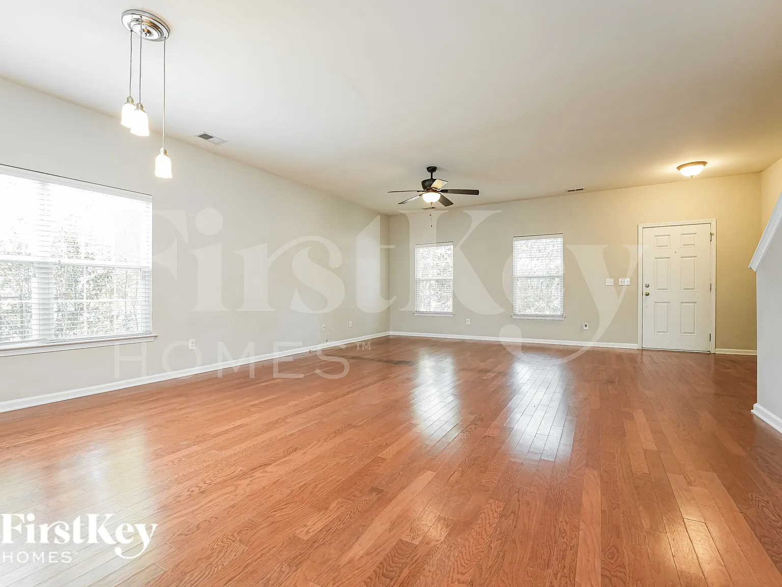 4 bed, 2.5 bath, 2178 sqft, $2,700 — Photo 3
