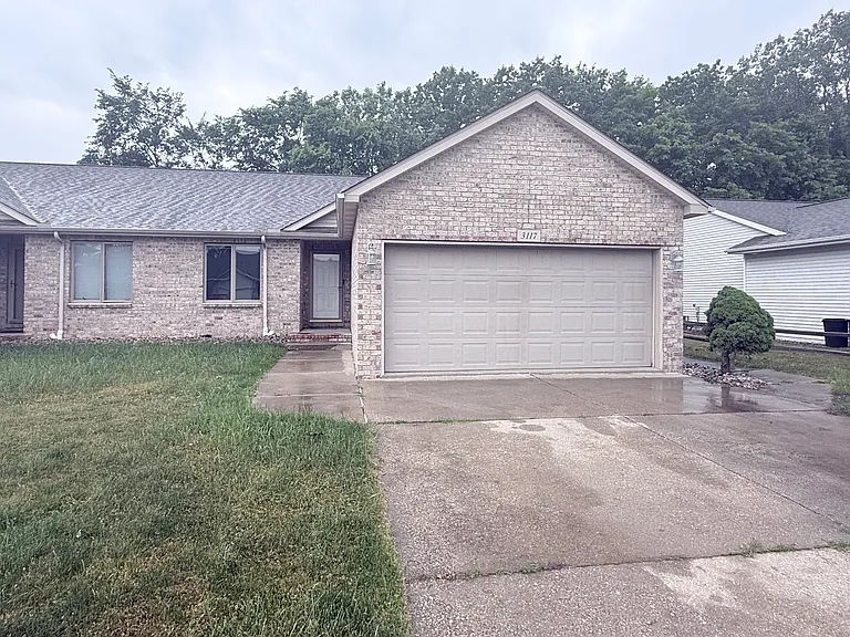 3117 Silverwood Dr — Photo 1