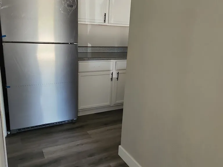 1320 Riverside Dr #1 — Photo 12