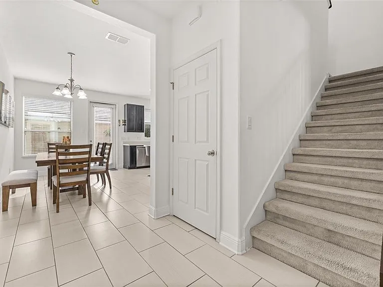 7435 Ripplepointe Way — Photo 13