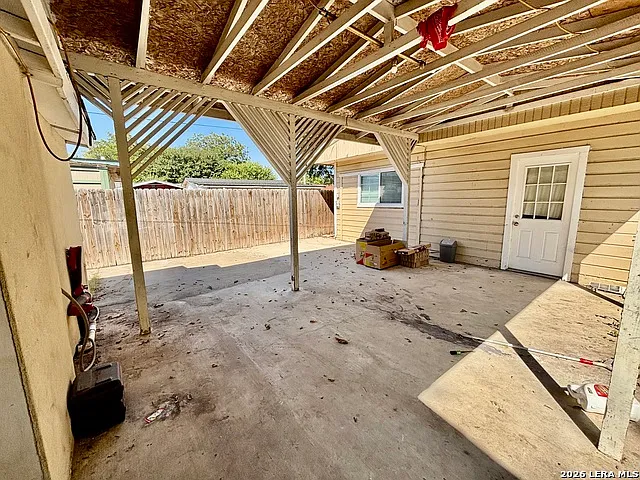 431 Sussex Ave #2 — Photo 5