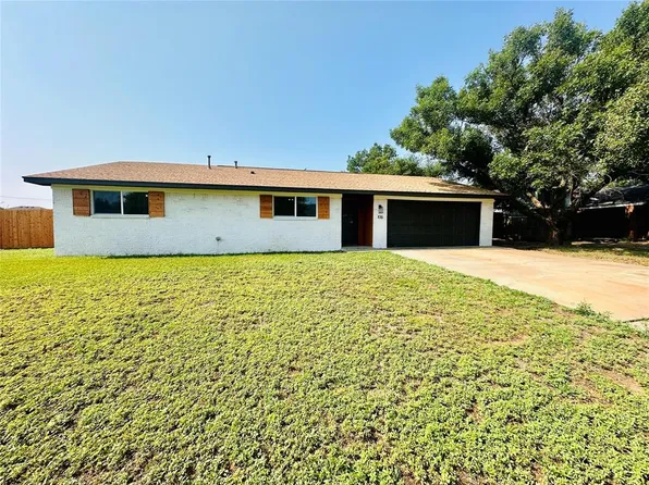 1016 Trail Dr S, Altus, OK 73521