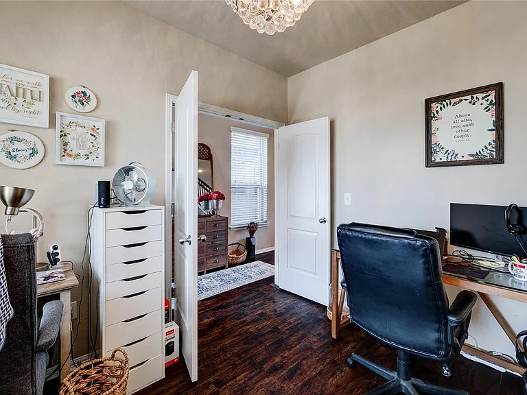 5901 Scenic Lake Dr — Photo 6