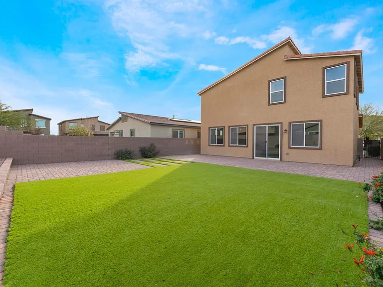 4320 Stardusk Falls Ave — Photo 34