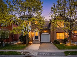 54 Fern Valley Cres, Brampton, ON L6R 1K6