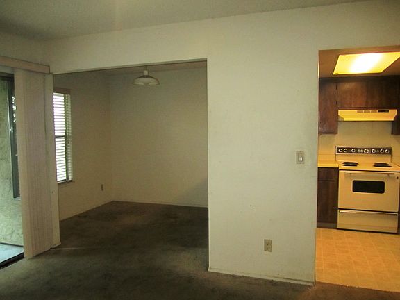 5th image of 4 Las Moradas Cir