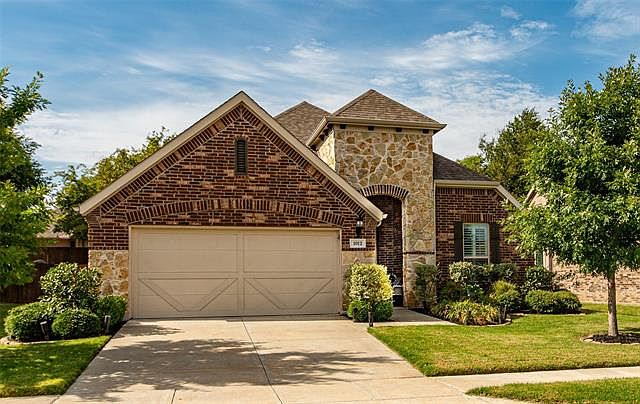 1st image of 1012 Water Garden Cir