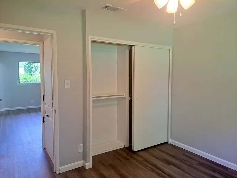 59082 Harvard St N — Photo 21