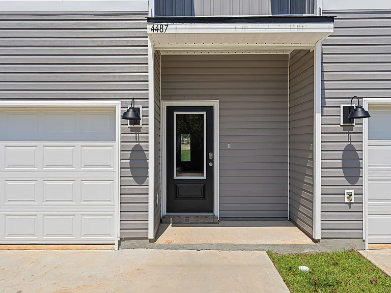 4487 Wendell St — Photo 5