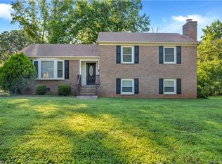 1423 Shannonhouse Dr, Charlotte, NC 28215