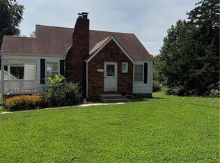 211 NE 82nd Ter, Kansas City, MO 64118