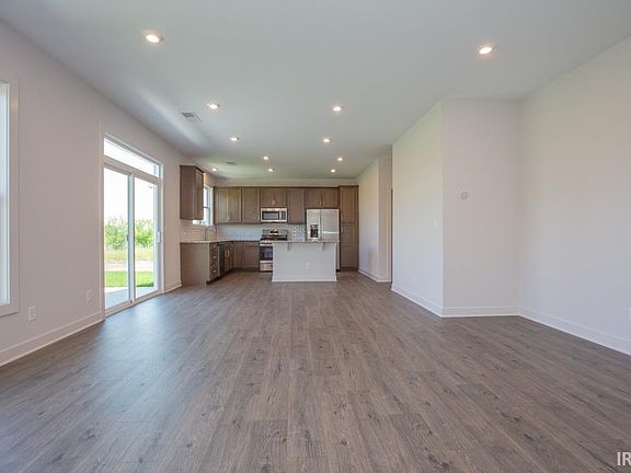 5th image of 4836 Haventree Dr
