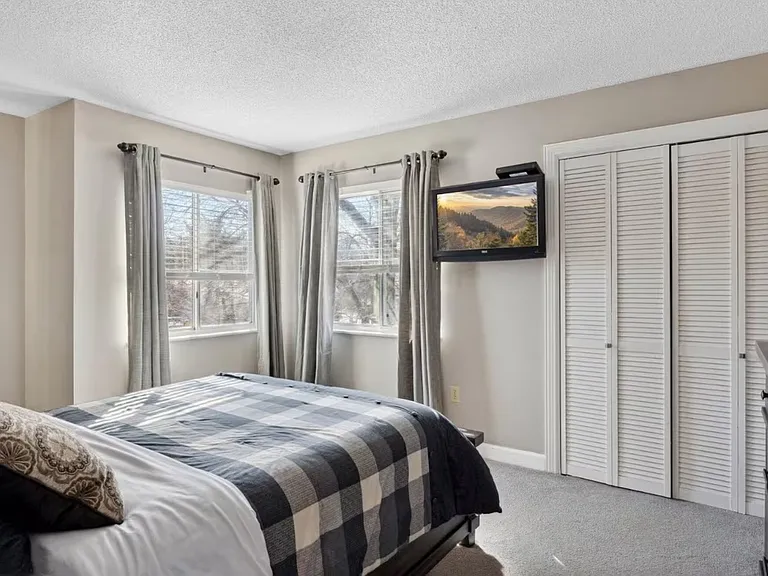 1260 Ski View Dr — Photo 16
